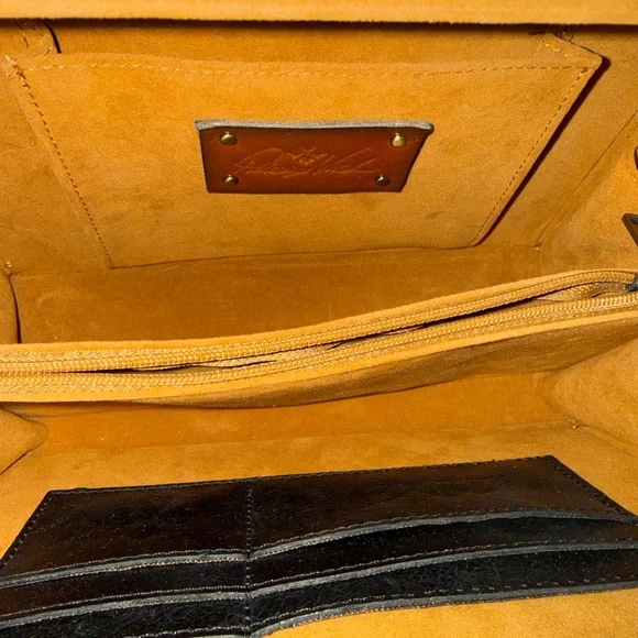 Patricia Nash Newspaper Purse - Picture 6 of 6